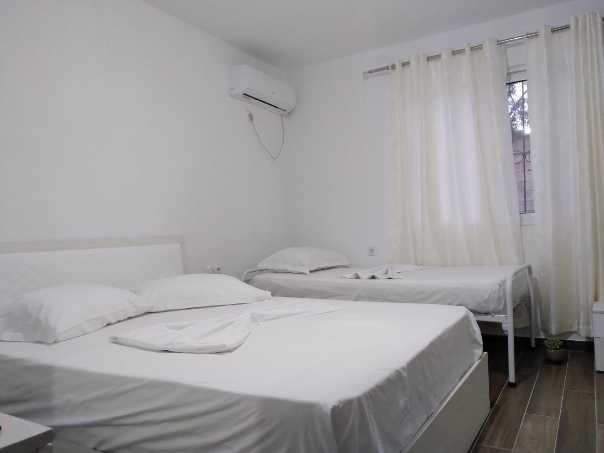 Condo Rooms Sarande Ngoại thất bức ảnh