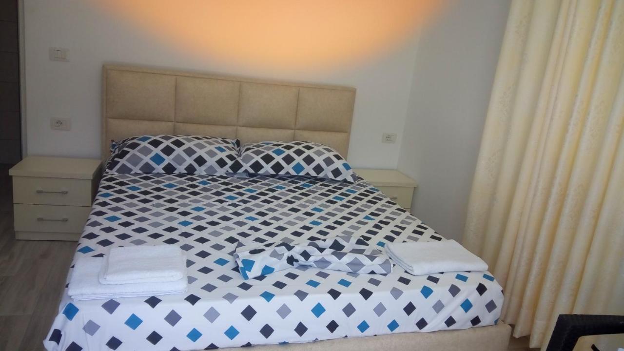 Condo Rooms Sarande Ngoại thất bức ảnh
